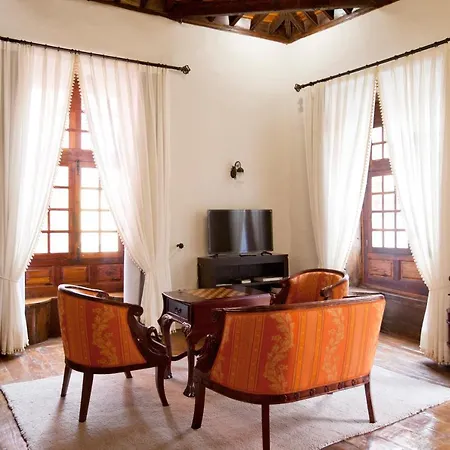 Casa Roja Apartment