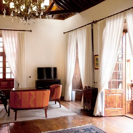 Casa Roja